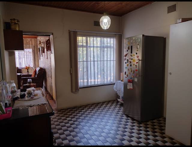3 BEDROOM HOUSE FOR SALE IN KEMPTON PARK EXT 4